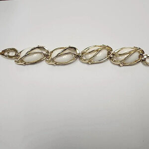 Vintage White Milk Glass Links Bangle Bracelet Gold Tone Fold Over Clasp